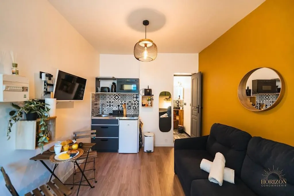 Studio Cosi Plein Coeur Du Panier Marseille 0*,